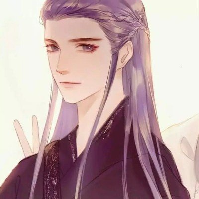 火车擦身印度母亲紧压2孩子奇迹生还